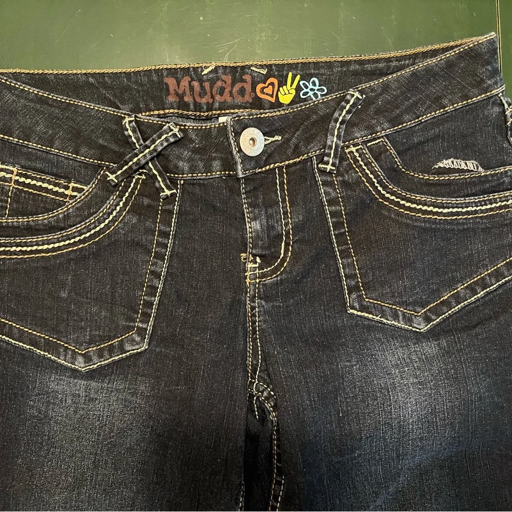 Woman’s Mudd Jean Capris - Picture 6 of 12